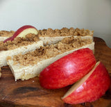 Apple Crumble Cheesecake Bars